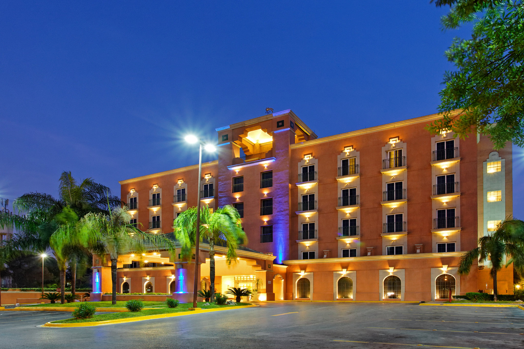 Holiday Inn Express Galleria San Jeronimo