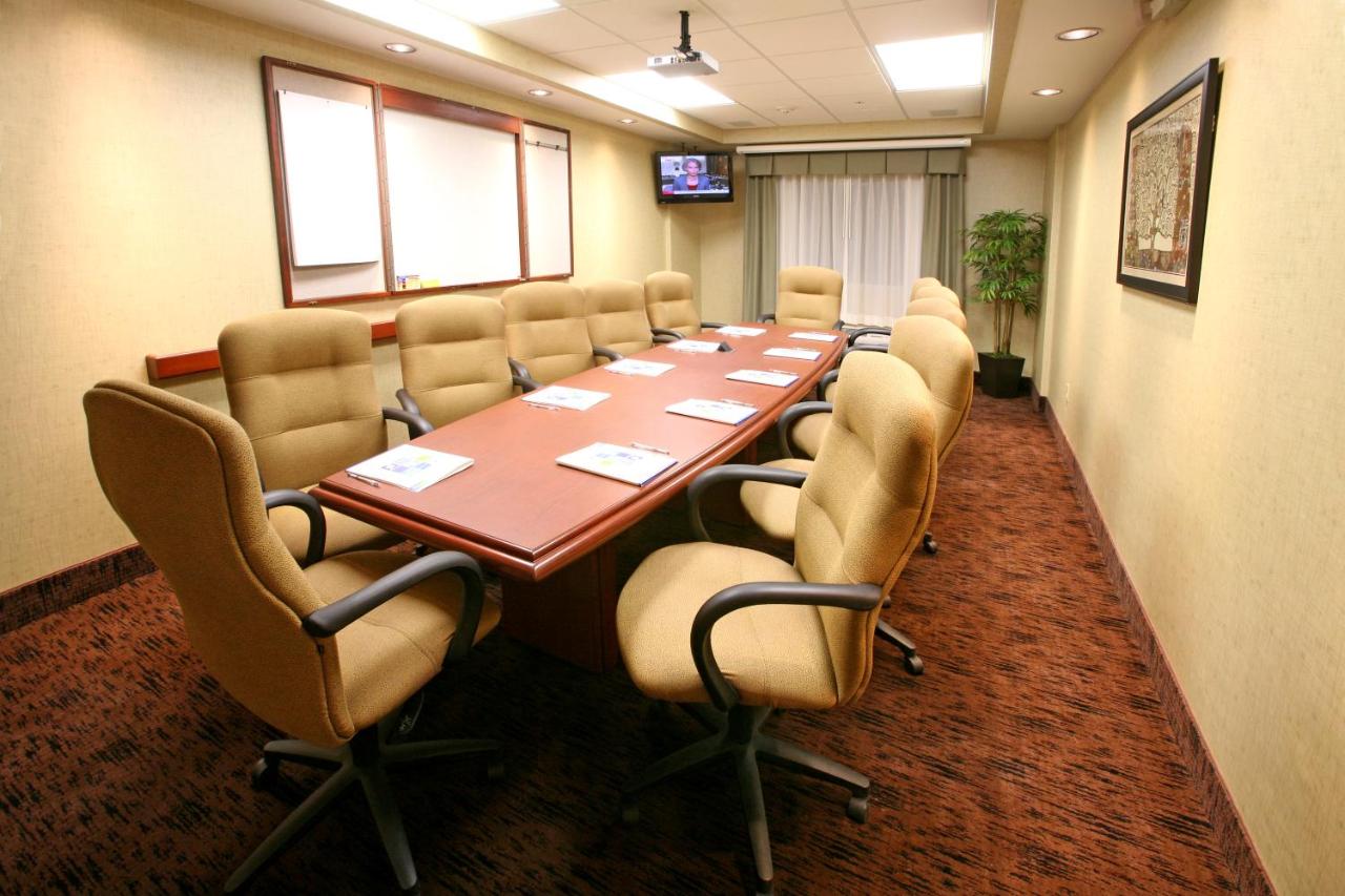 Holiday Inn Express Hotel & Suites Monterrey Aeropuerto