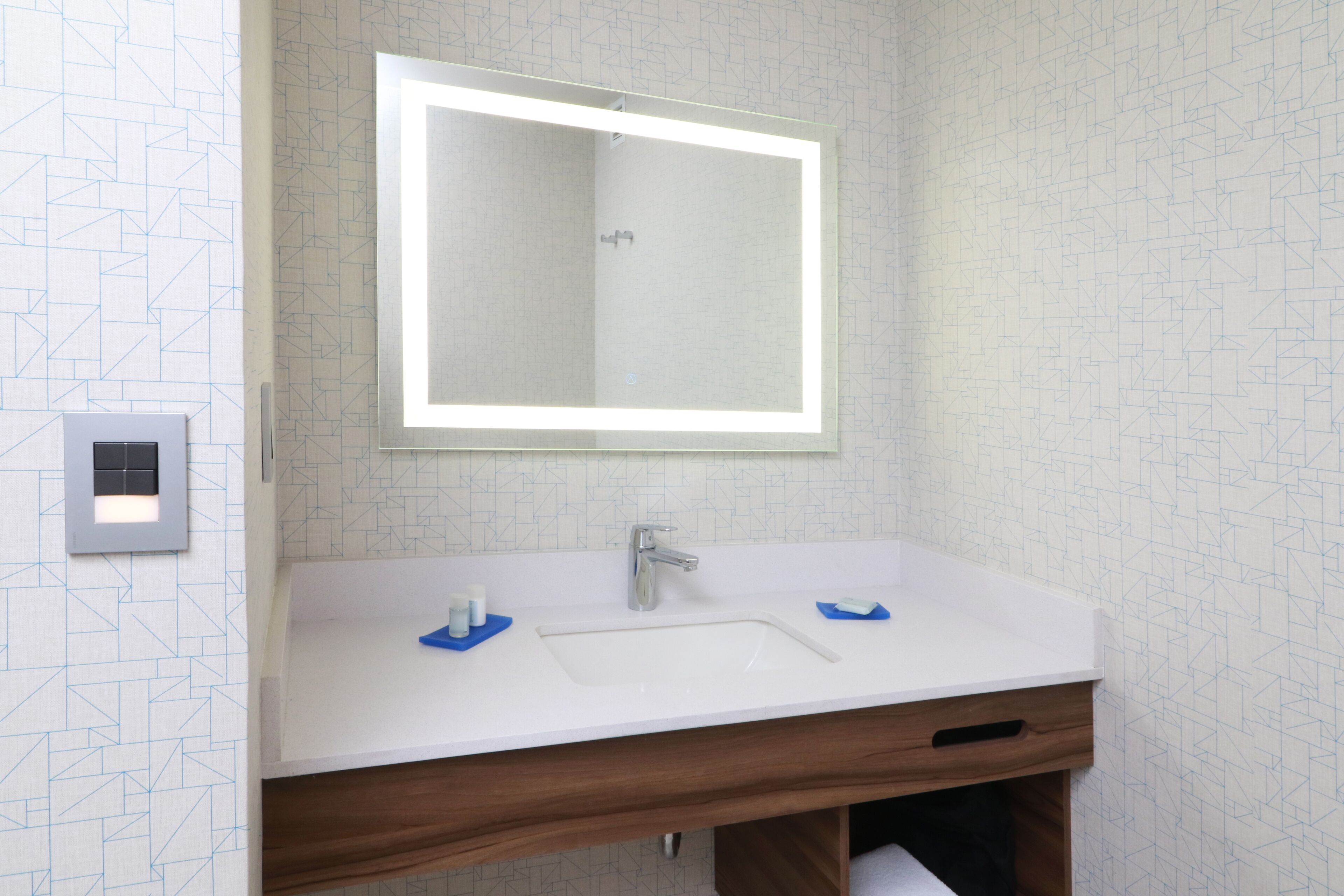 Holiday Inn Express Monterrey - Fundidora