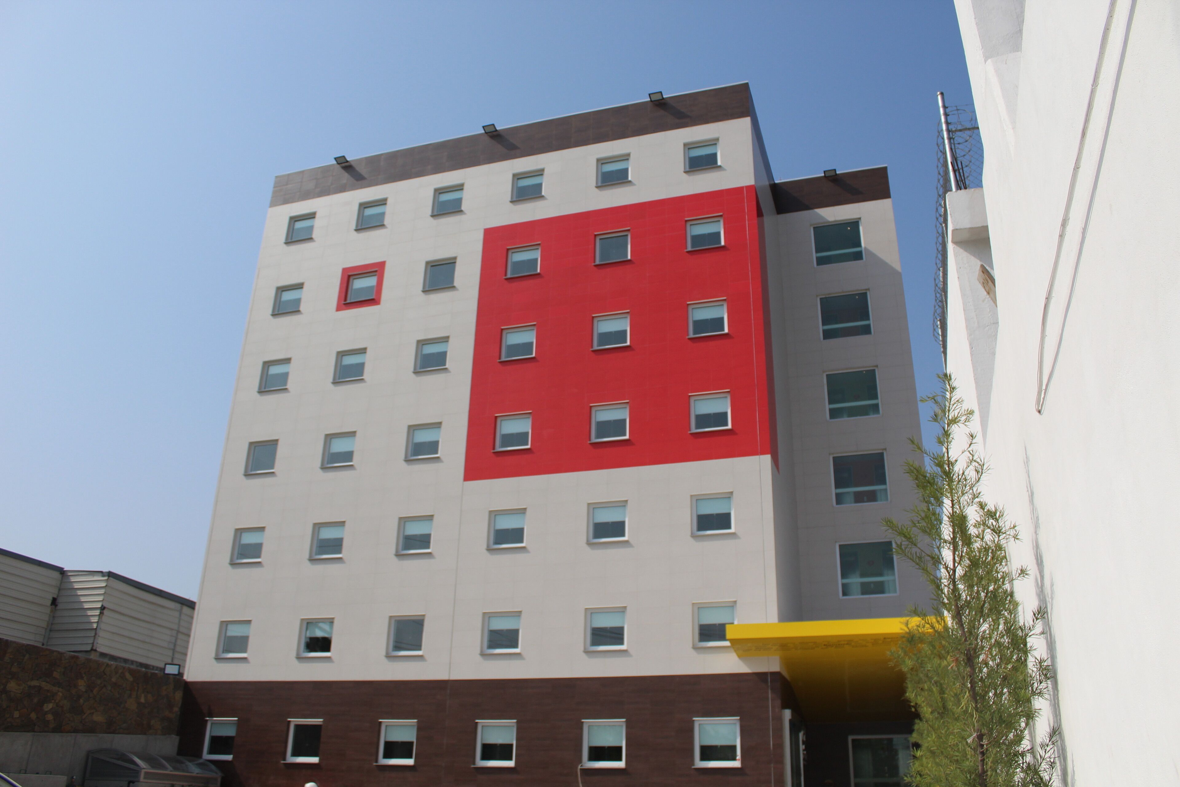 Hotel Hi! Fundidora Cintermex