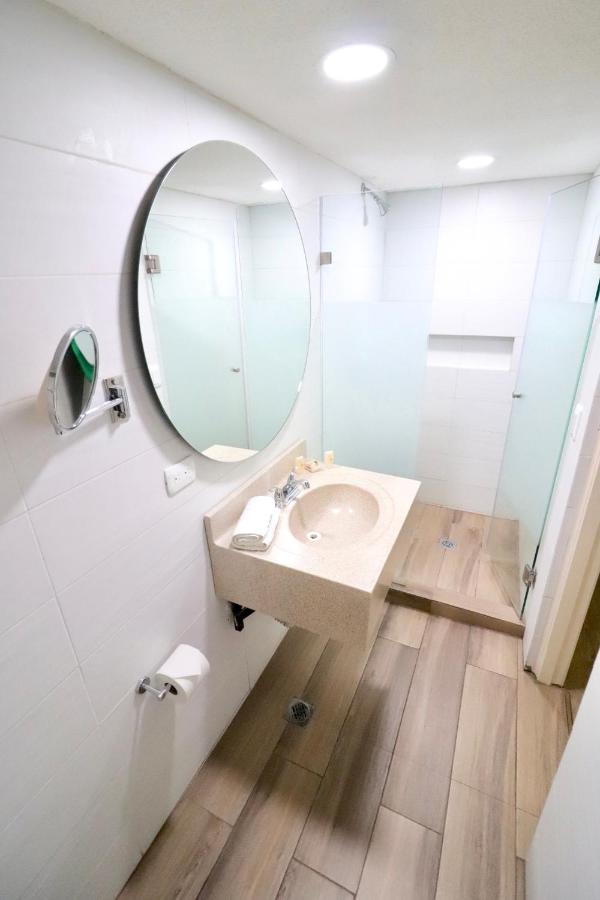 Hotel Madero Express