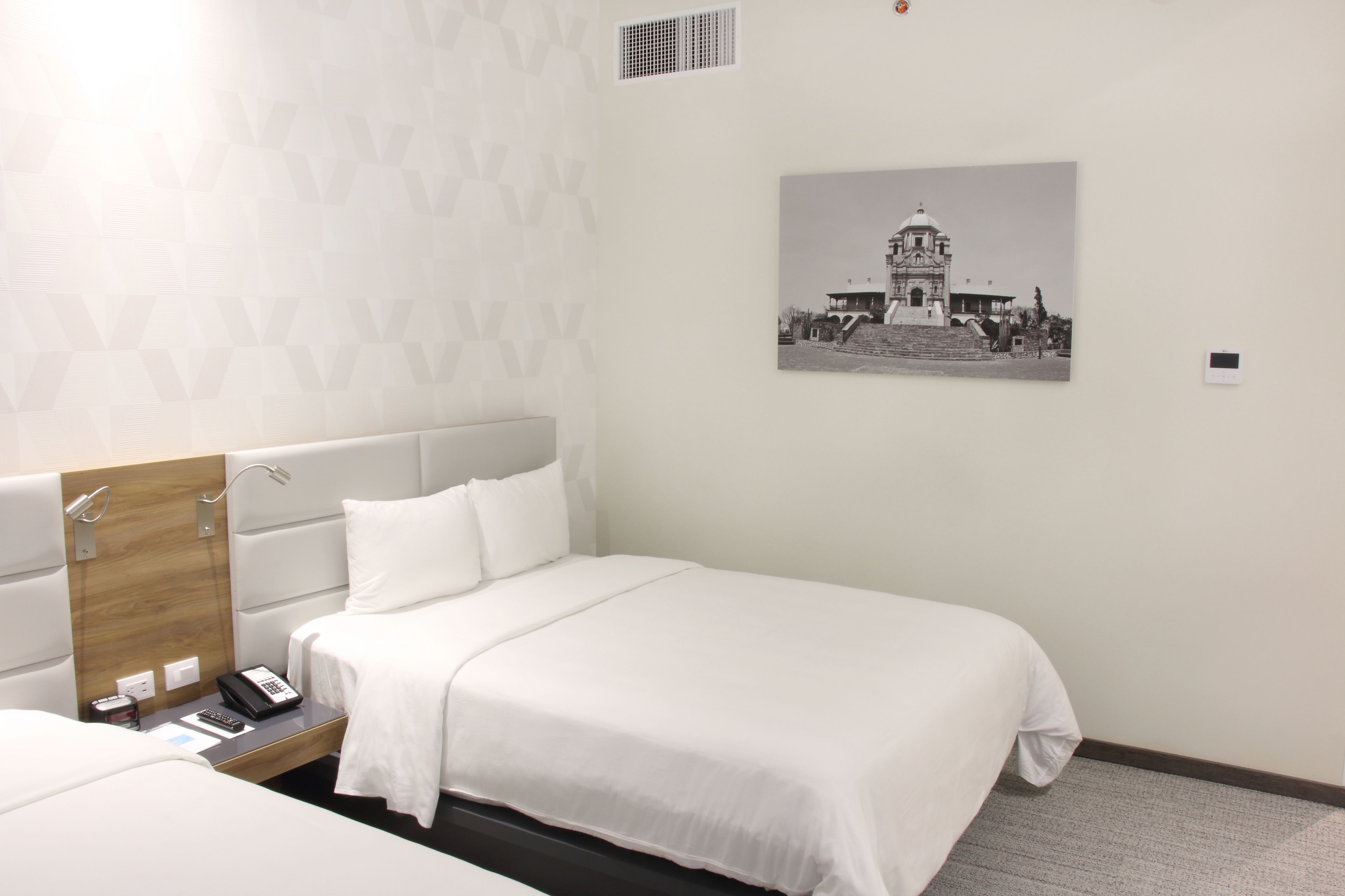 SJ Grand Hotel