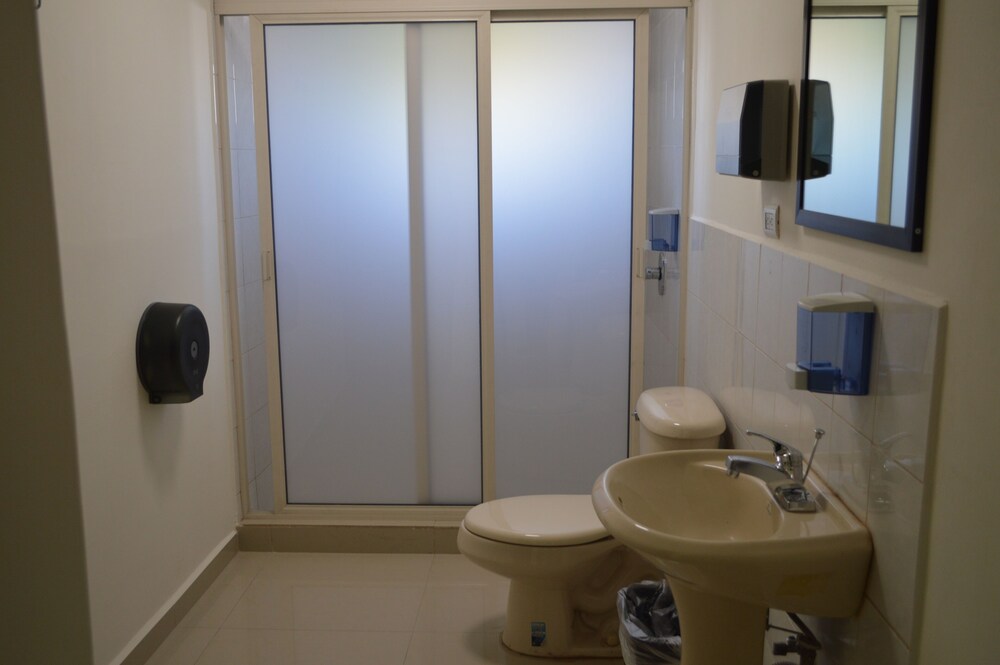 Ayenda Suites Ejecutivas Monterrey