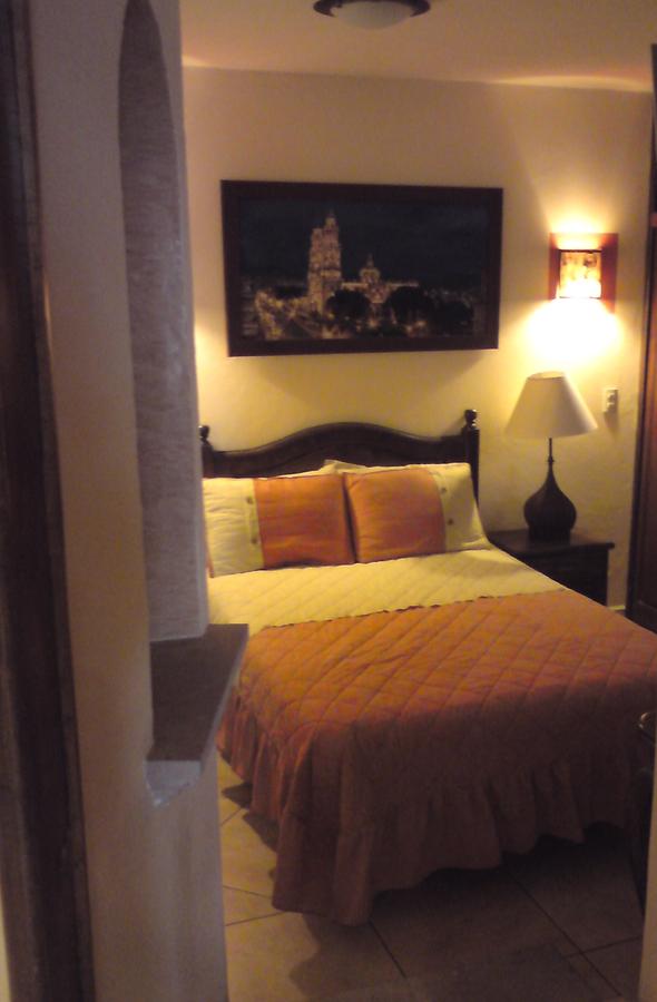 Casa del Virrey Hotel & Suites