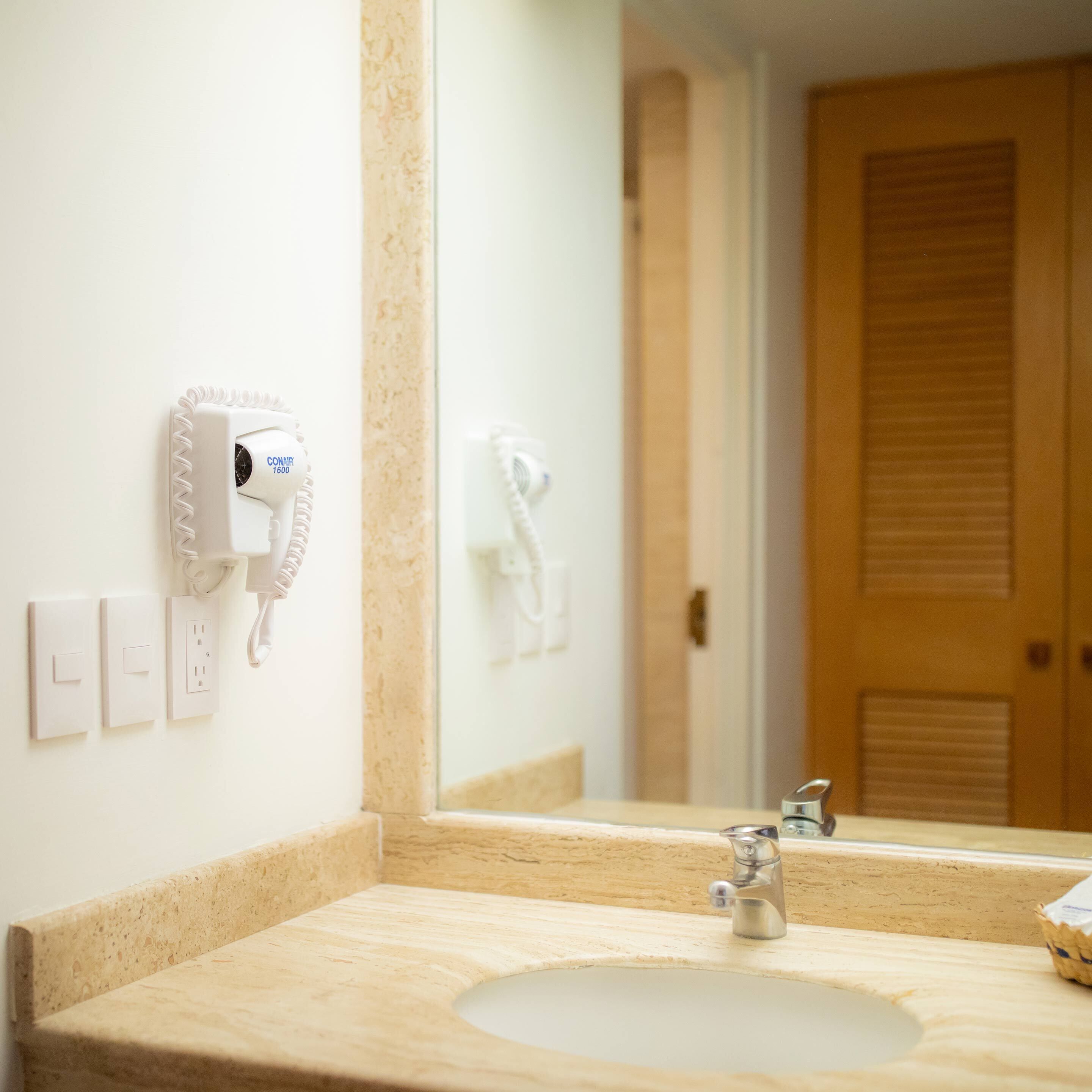 Horizon Hotel & Convention Center