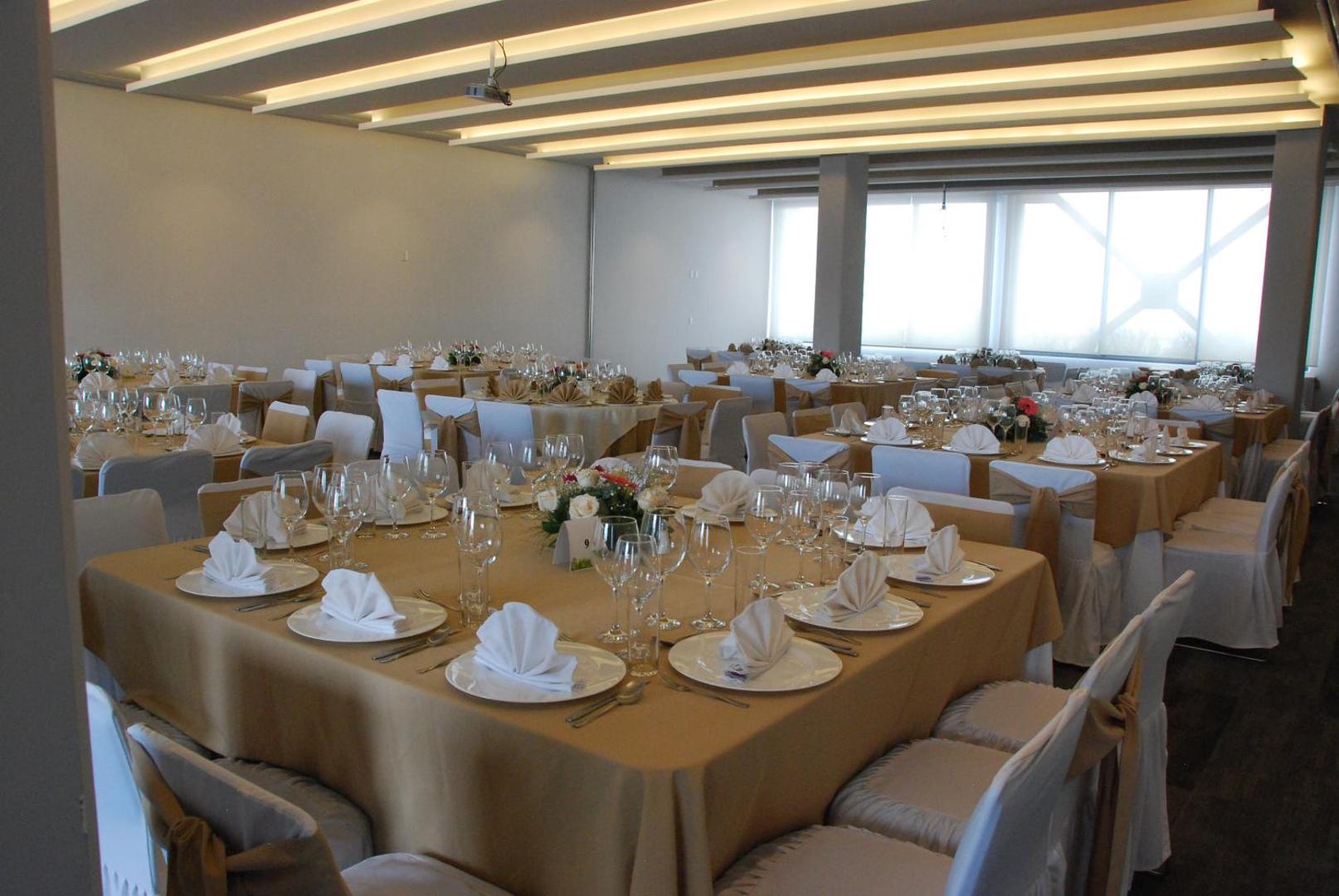 Horizon Hotel & Convention Center