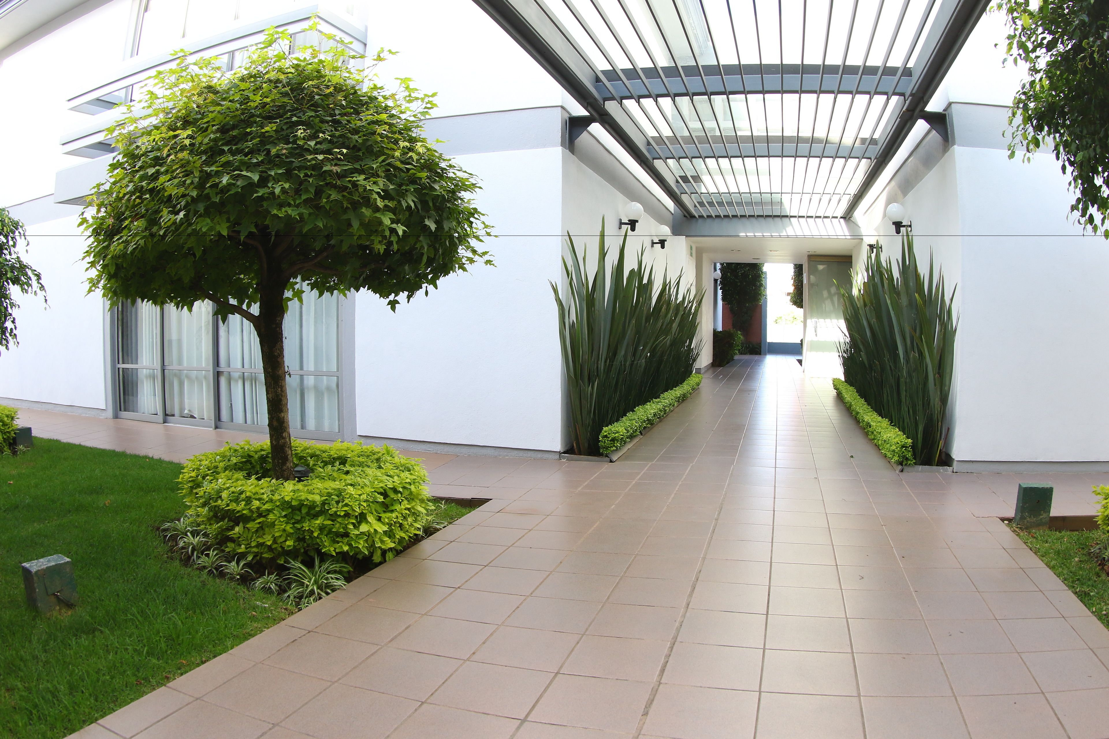 Horizon Hotel & Convention Center