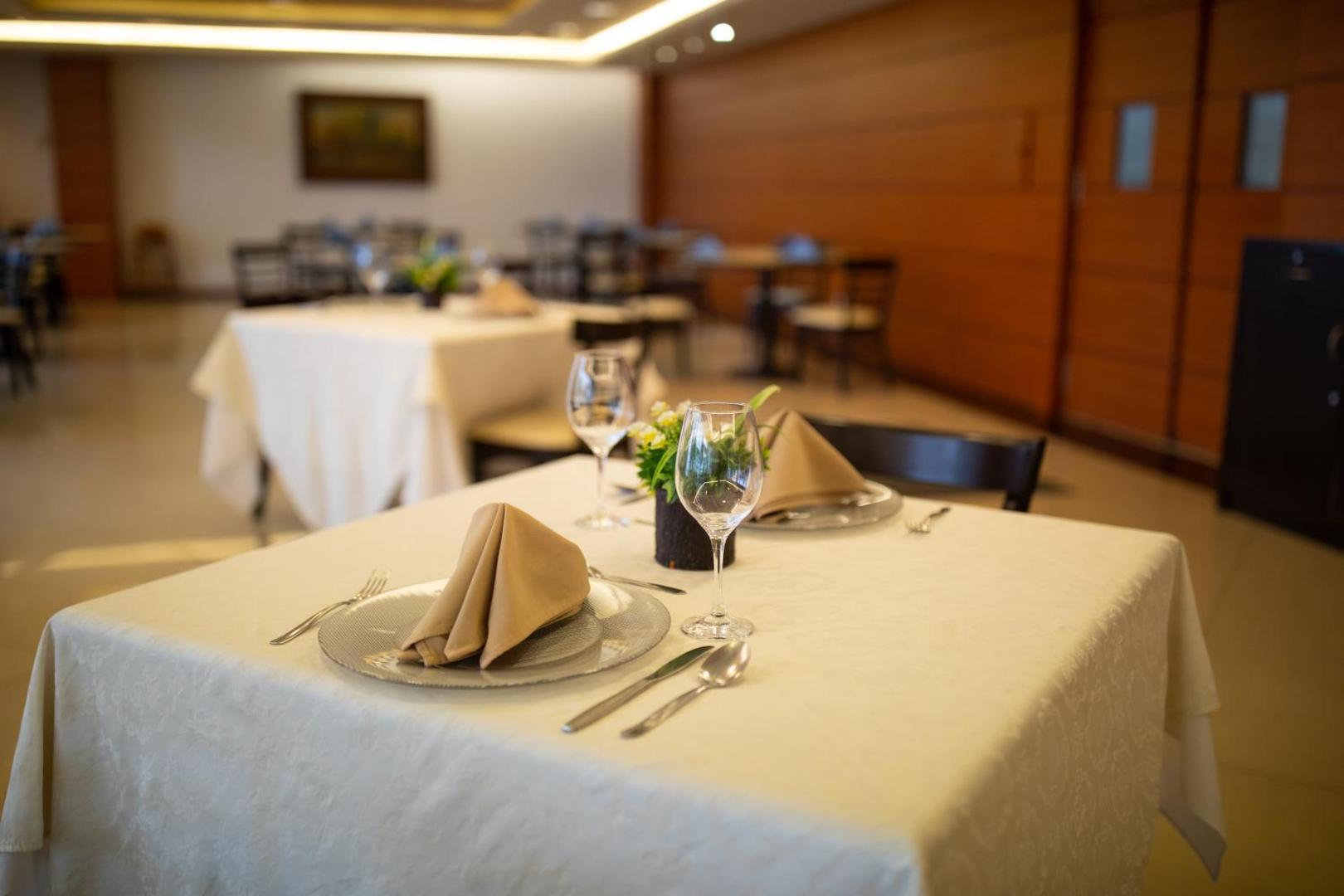 Horizon Hotel & Convention Center