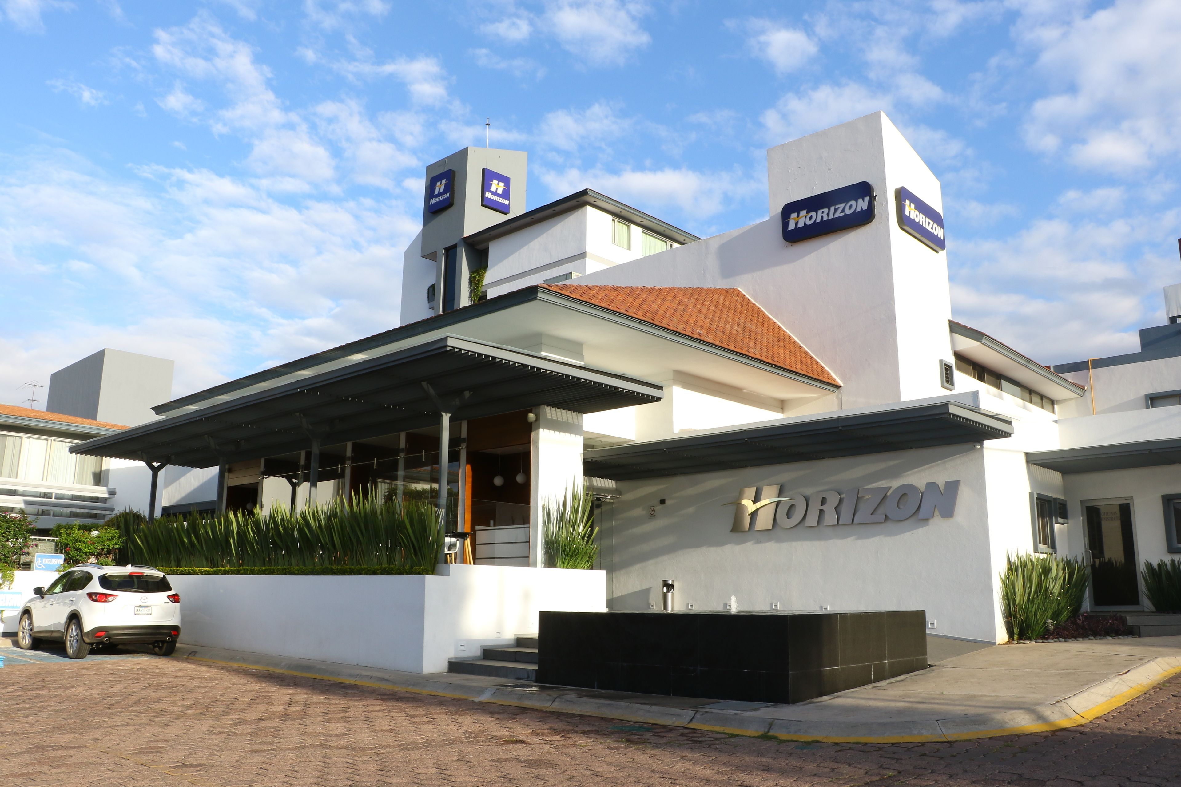 Horizon Hotel & Convention Center