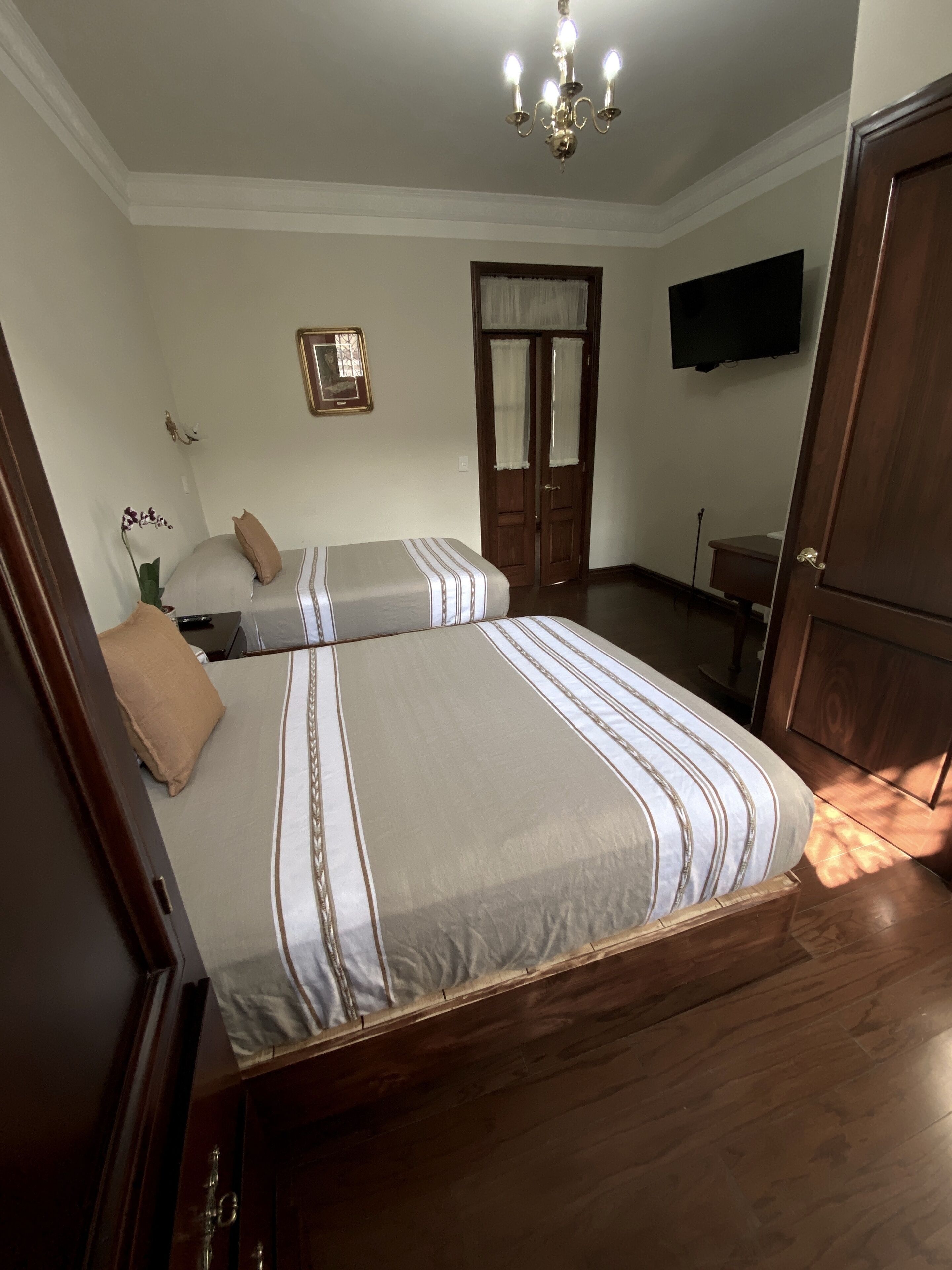 Hotel Cantera Real
