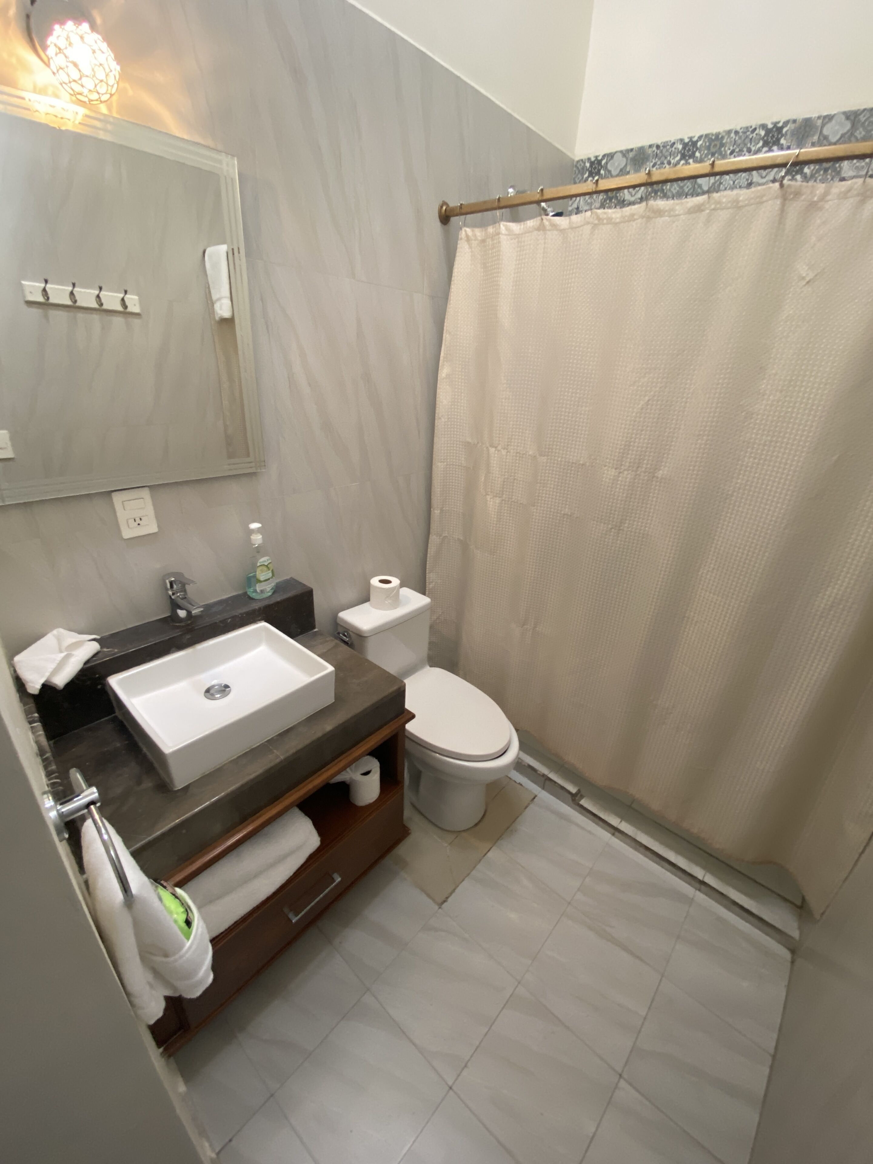 Hotel Cantera Real