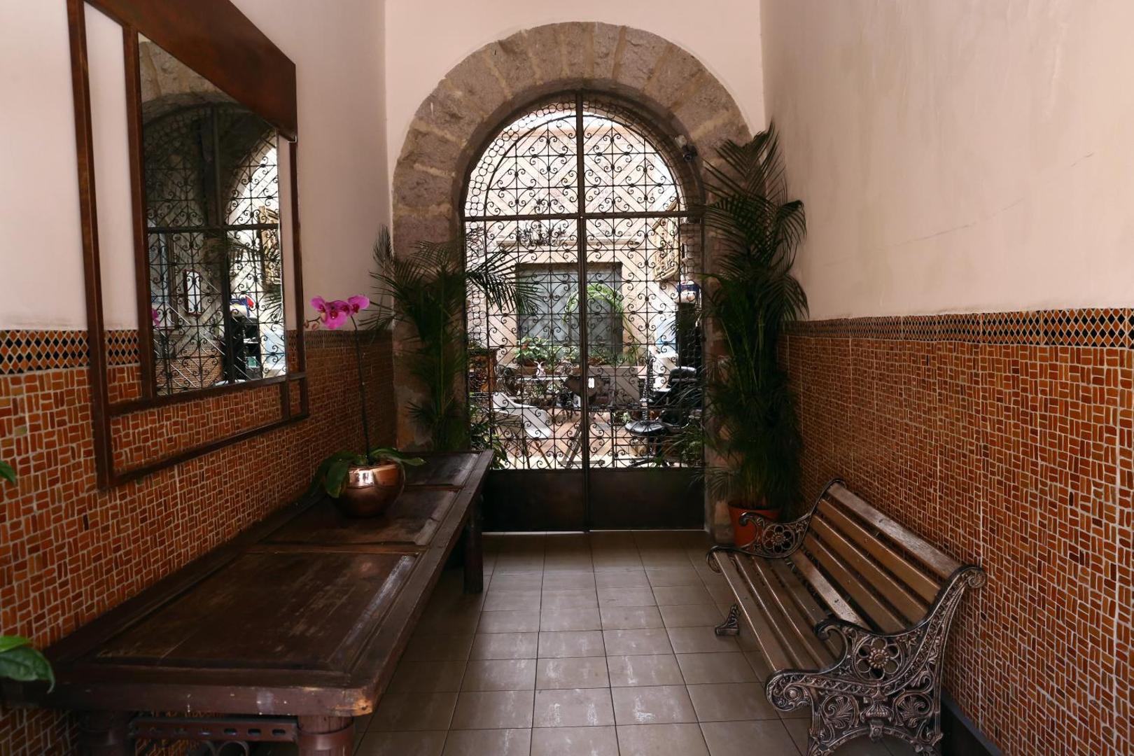 Hotel Cantera Rosa