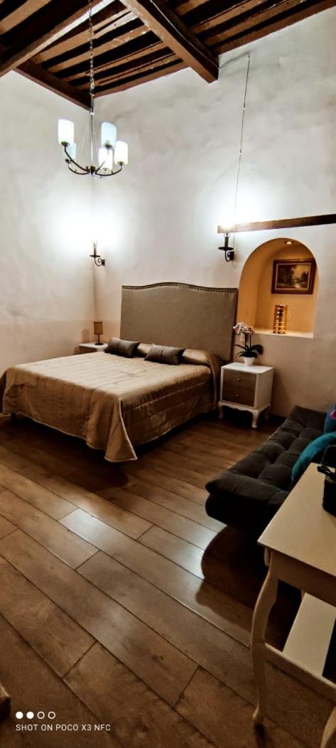 Hotel Cantera Rosa