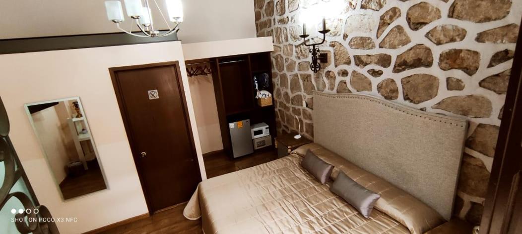 Hotel Cantera Rosa