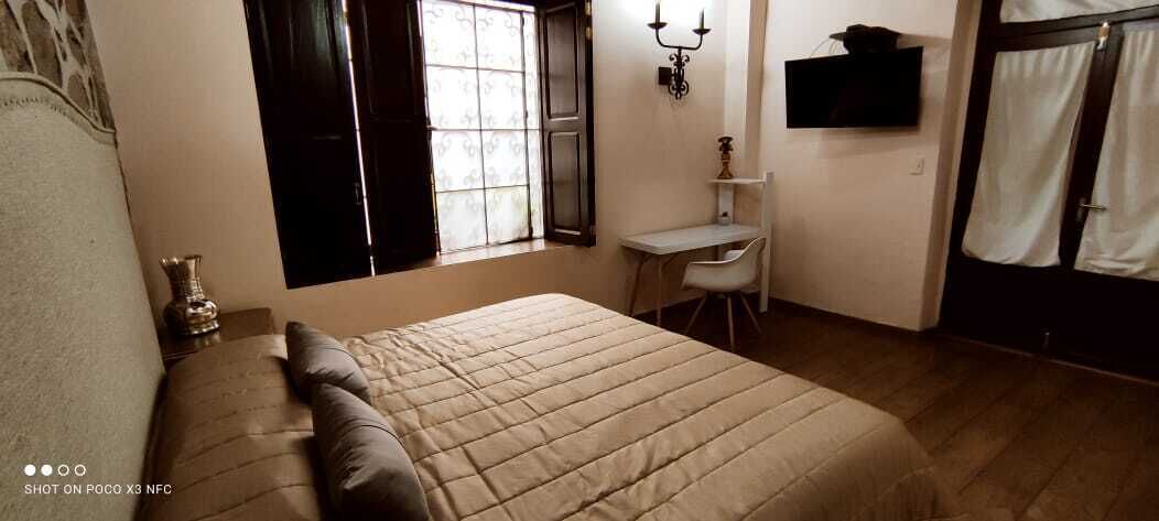 Hotel Cantera Rosa