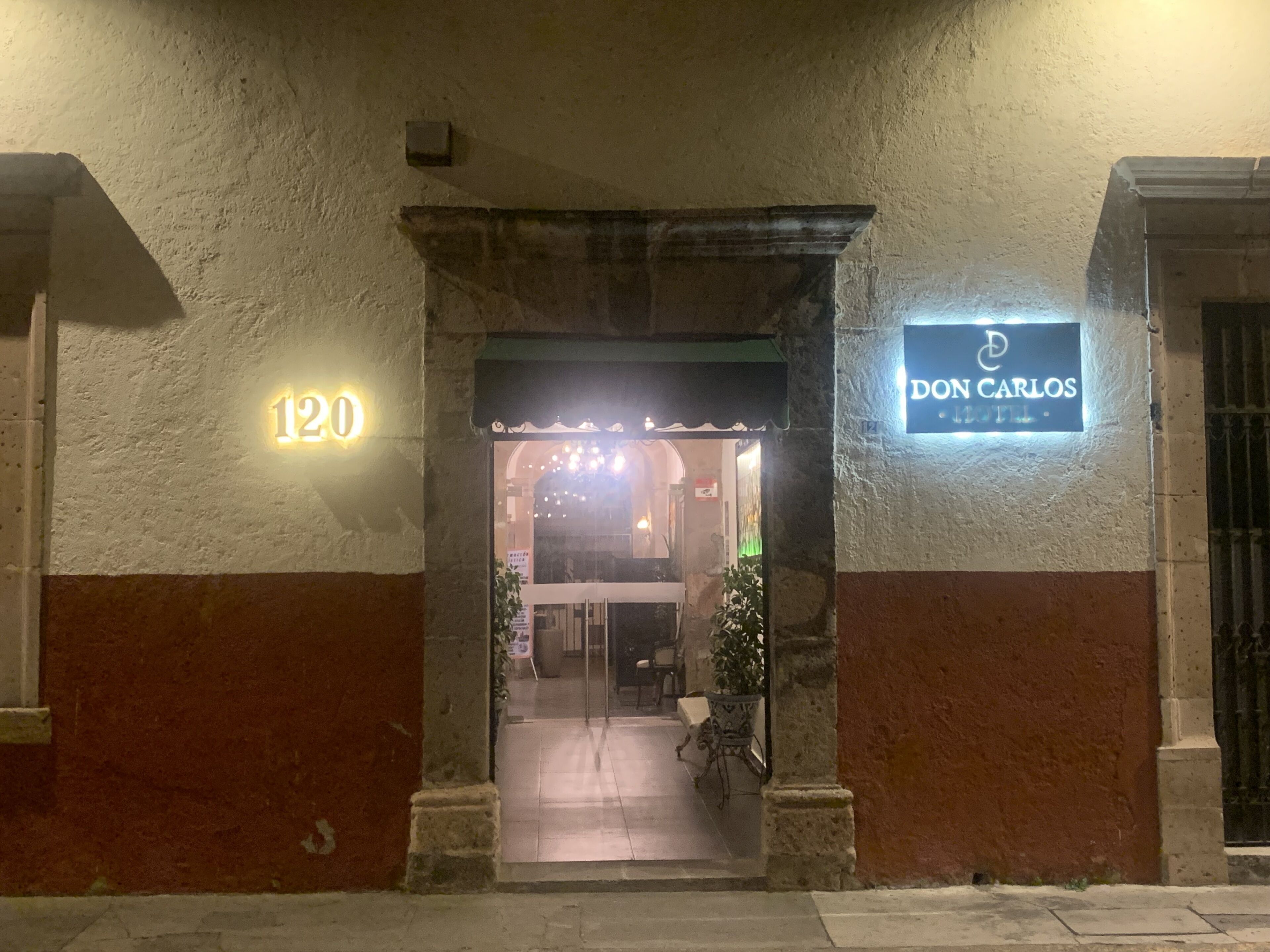 Hotel Don Carlos