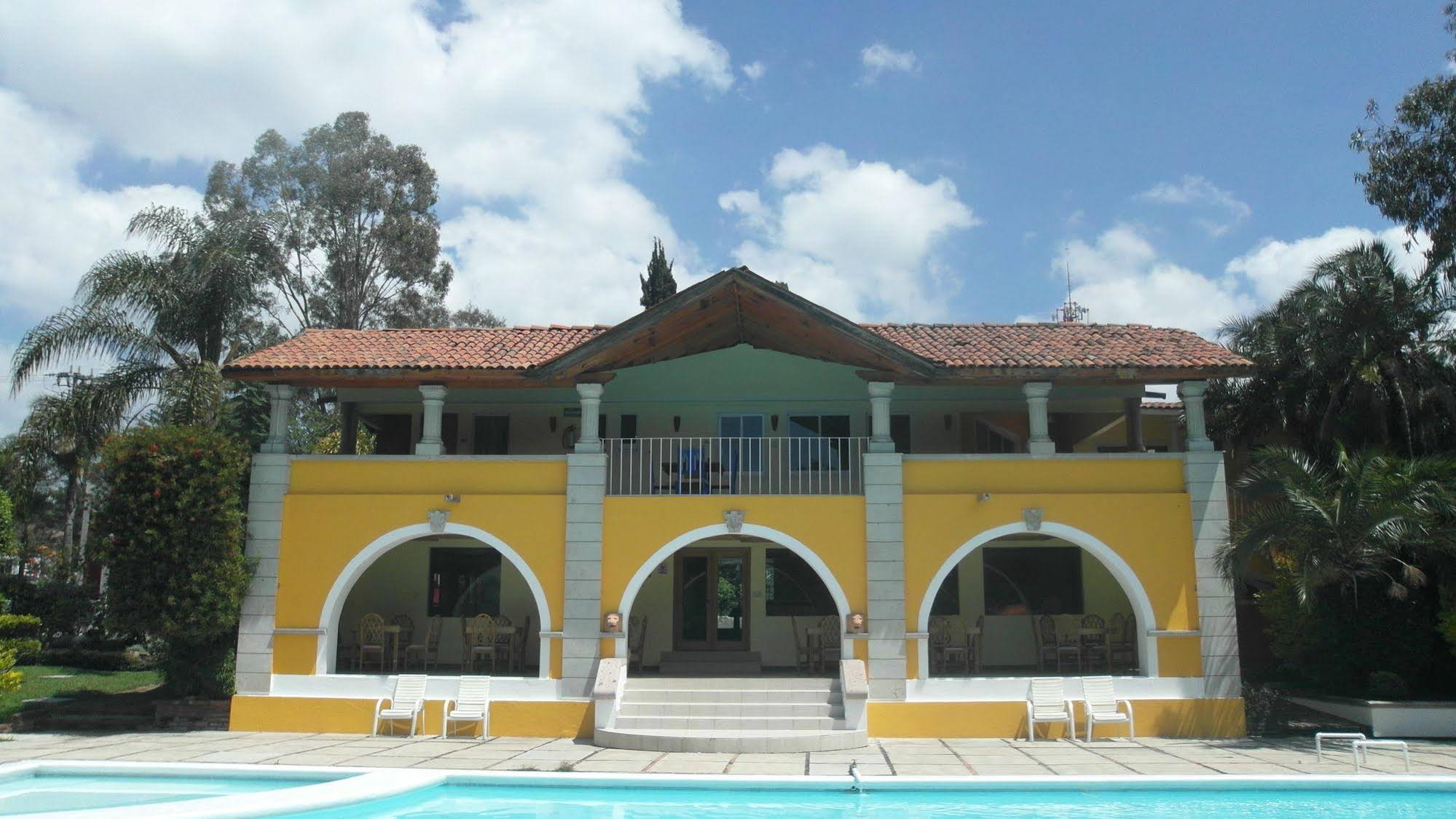 Hotel & Suites Hacienda Montesinos