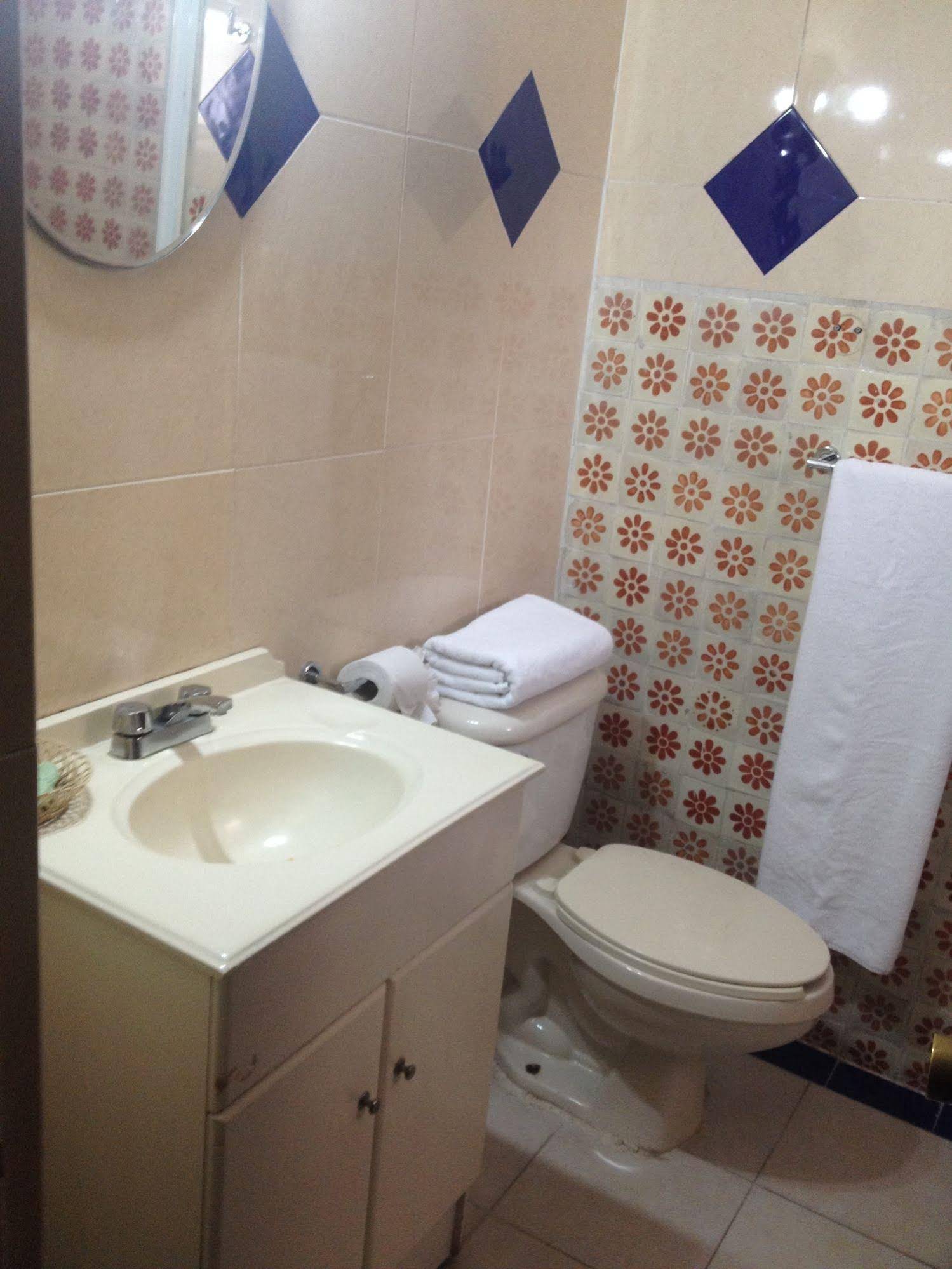 Hotel & Suites Hacienda Montesinos
