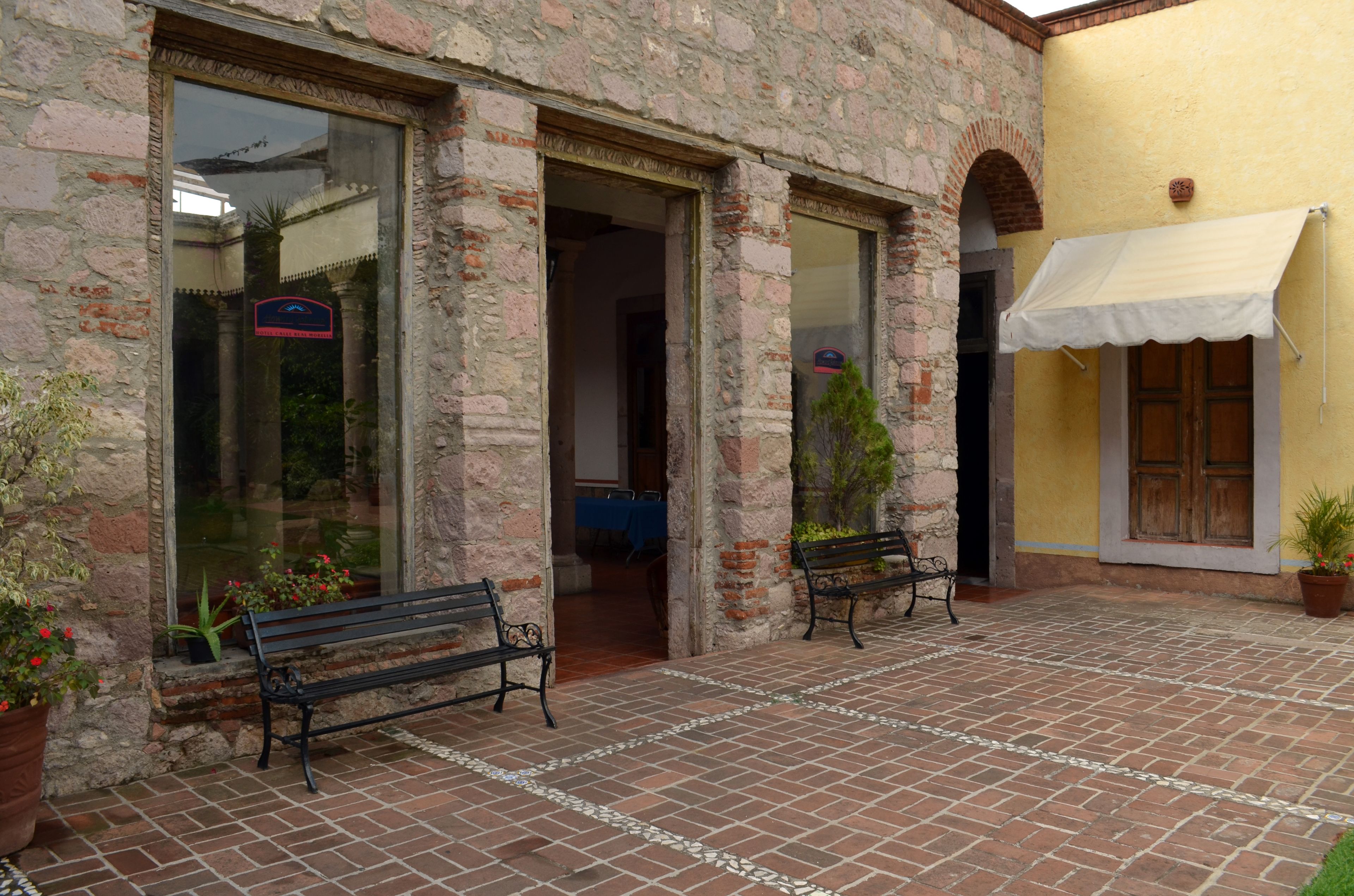 Howard Johnson by Wyndham Morelia Calle Real