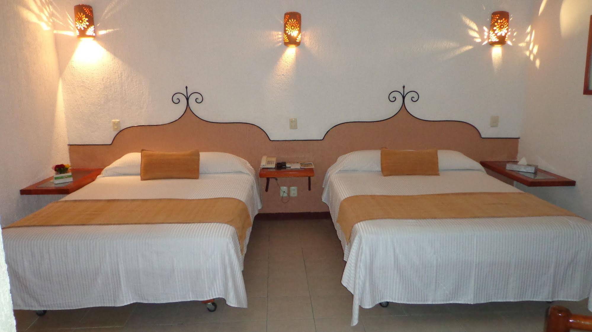 Hospedería La Reja