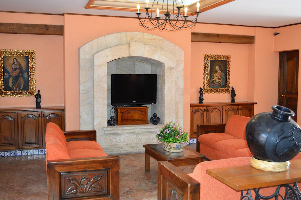 Hotel Santa Helena Plaza