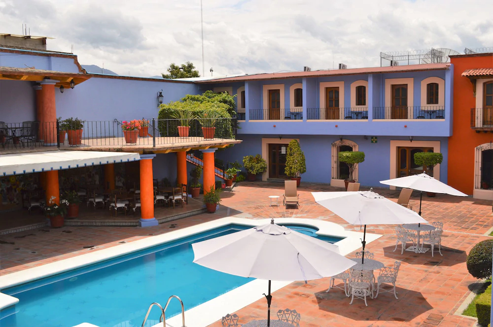 Hotel Santa Helena Plaza
