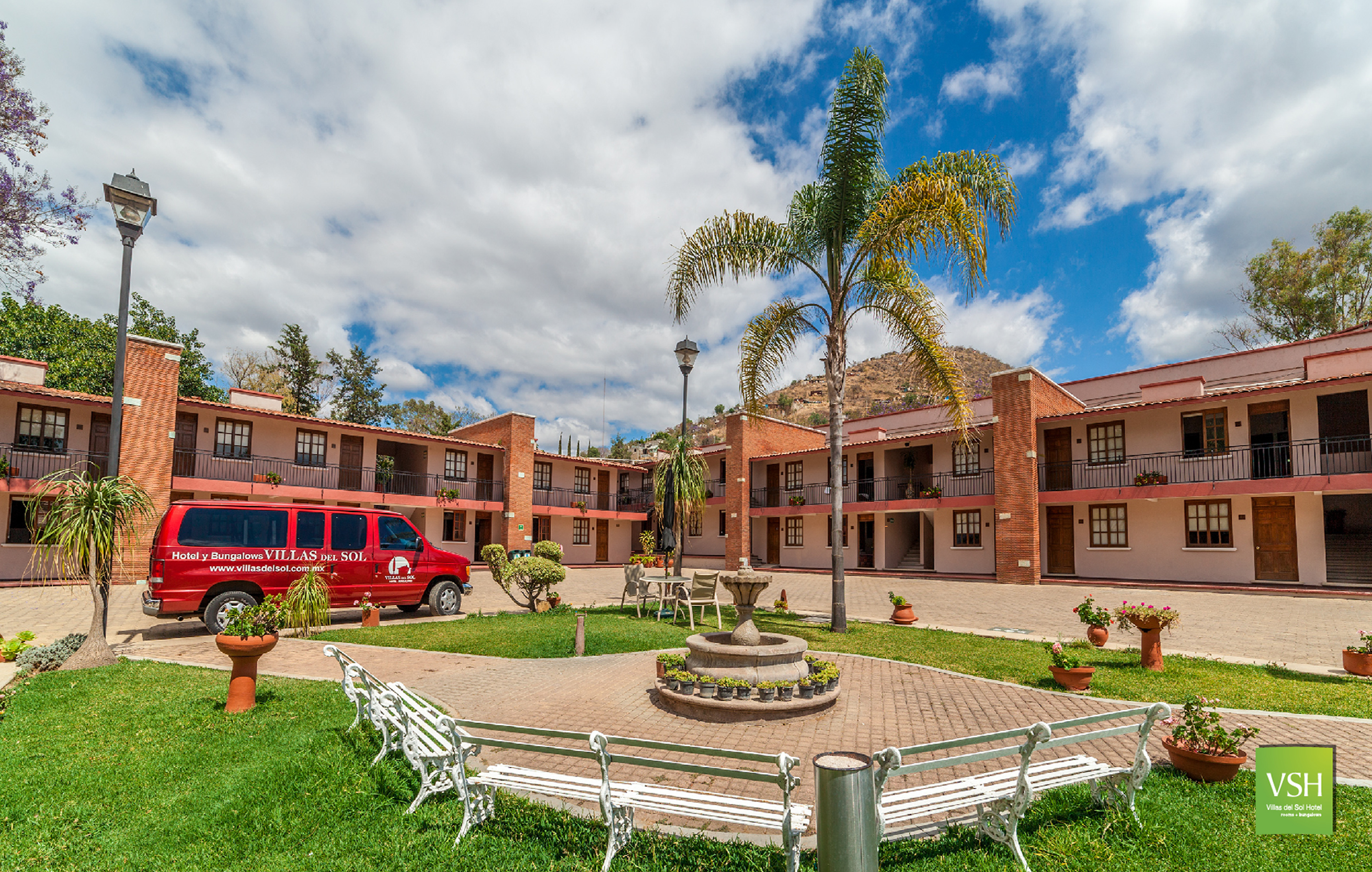 Hotel Villas del Sol
