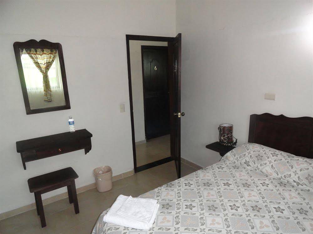 Hotel d' Santiago's