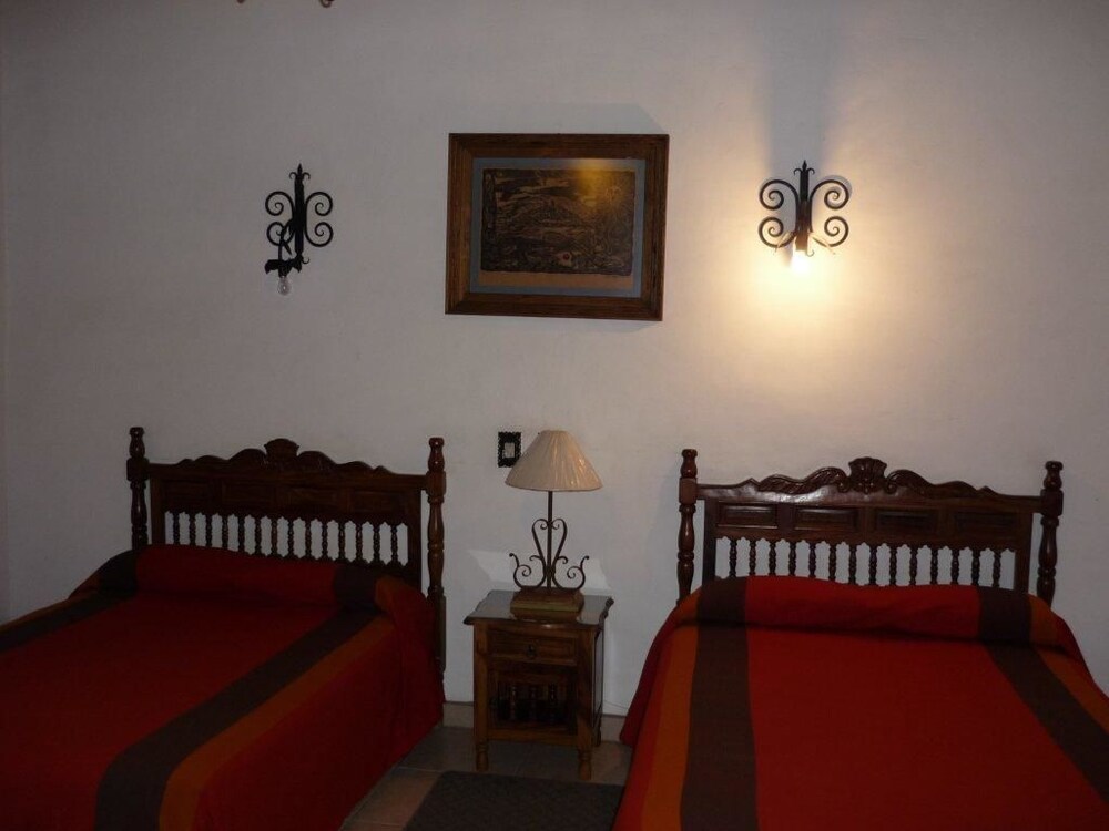 Hotel Los Escudos