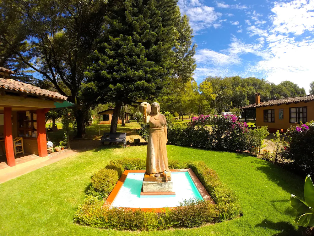 Villa Patzcuaro Garden Hotel & RV Park