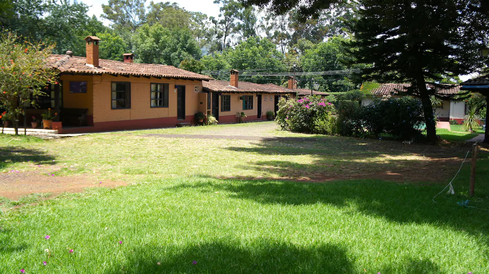 Villa Patzcuaro Garden Hotel & RV Park