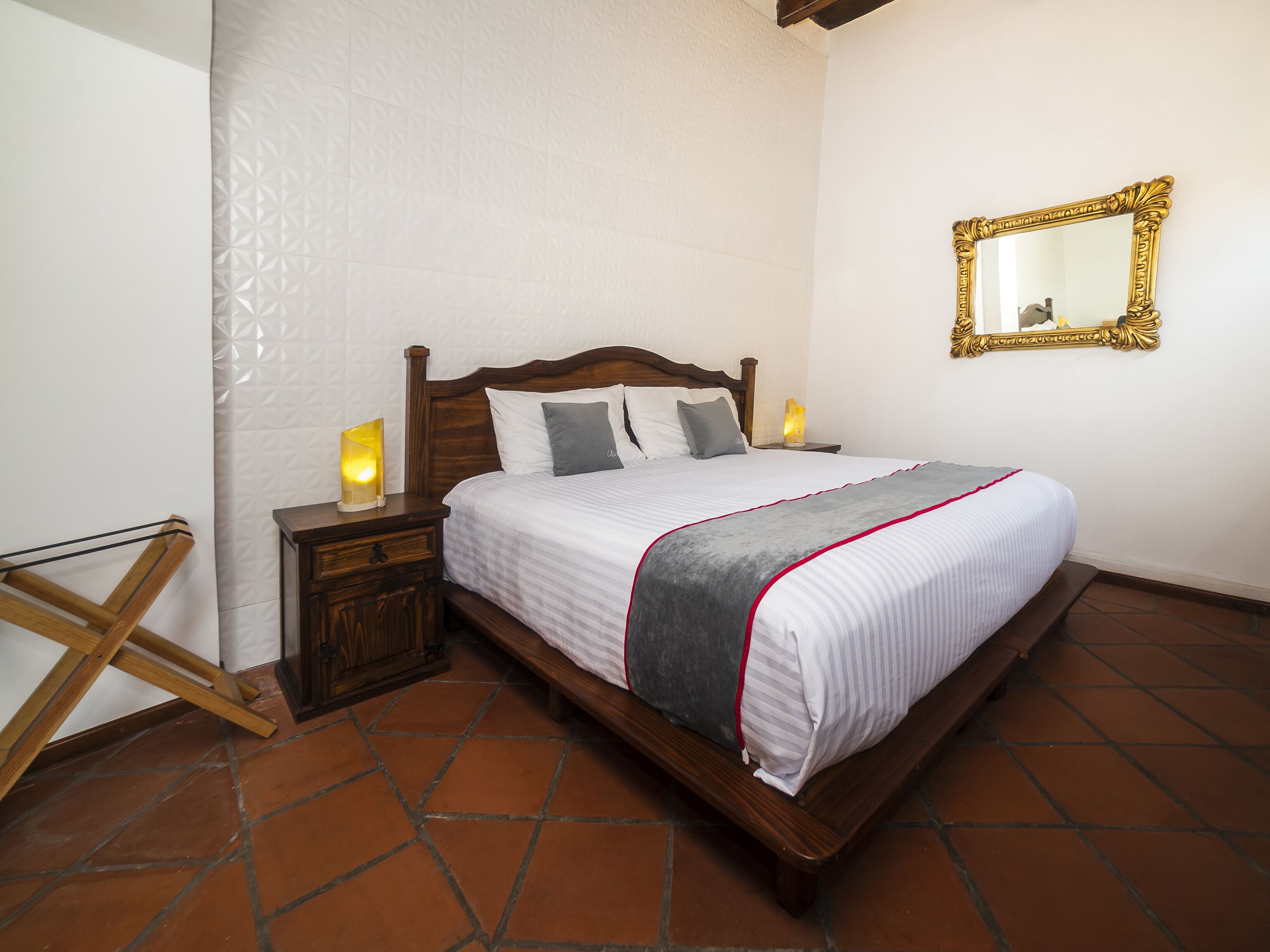Al Otro Lado del Rio Hotel