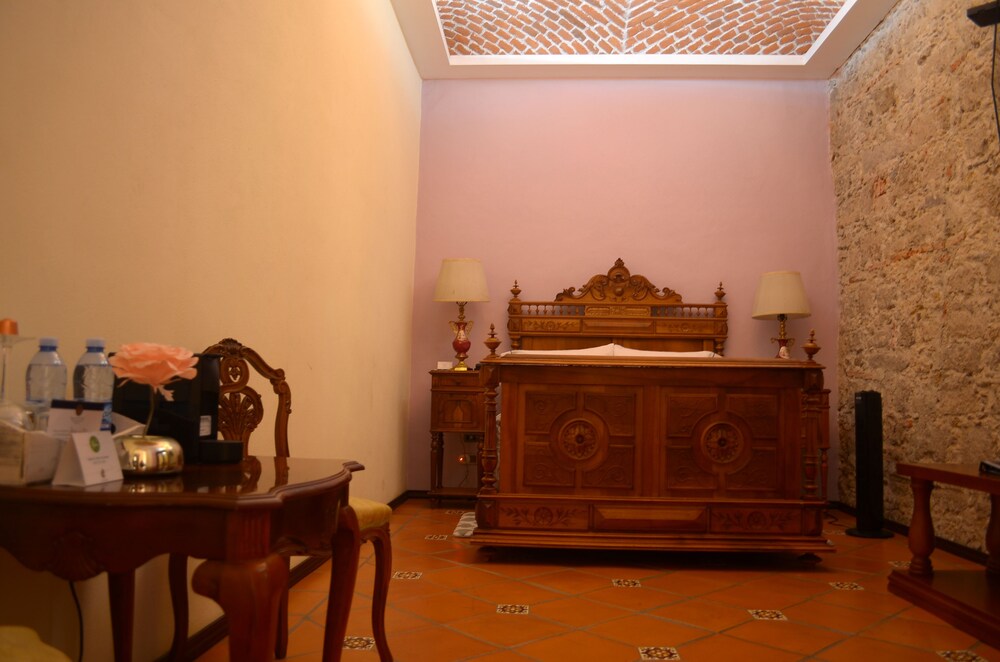 Hotel Marques Del Angel
