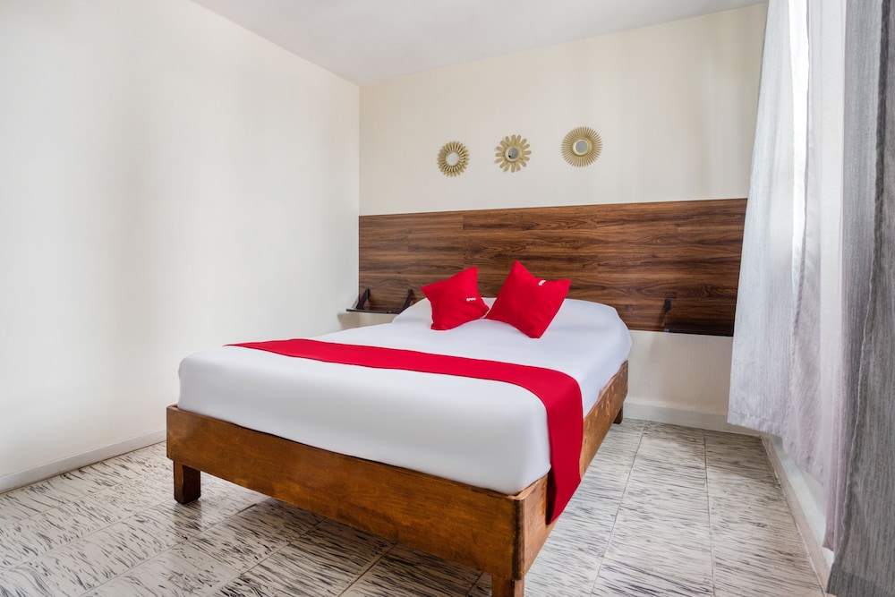 Hotel Suites Puebla by OYO Rooms