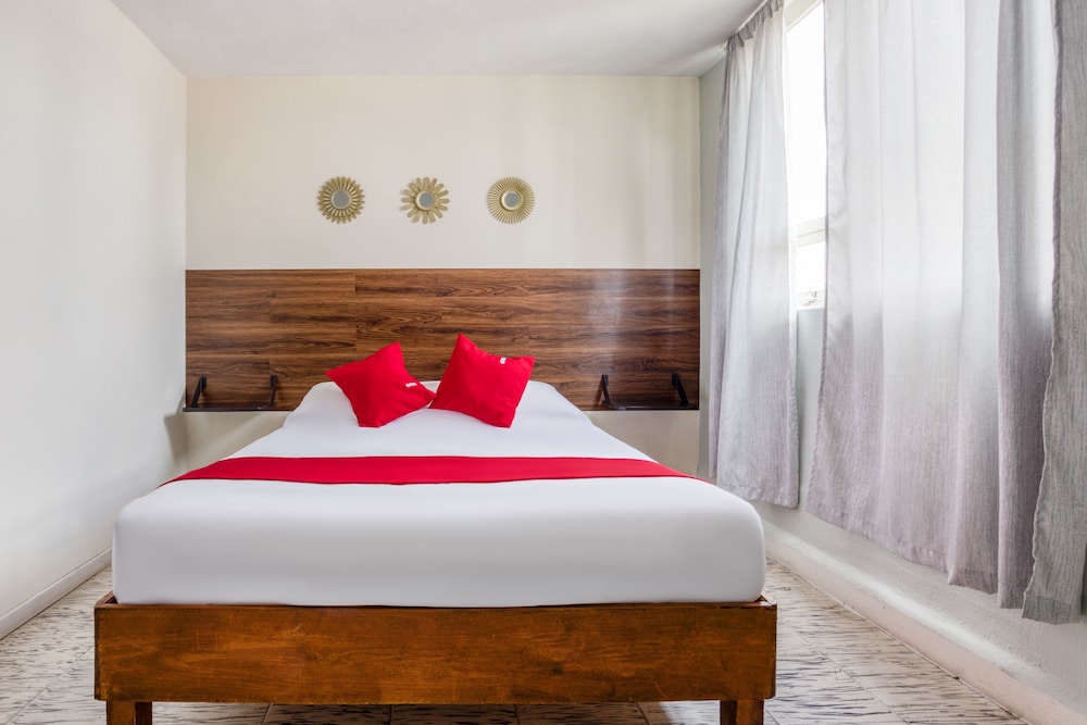 Hotel Suites Puebla by OYO Rooms
