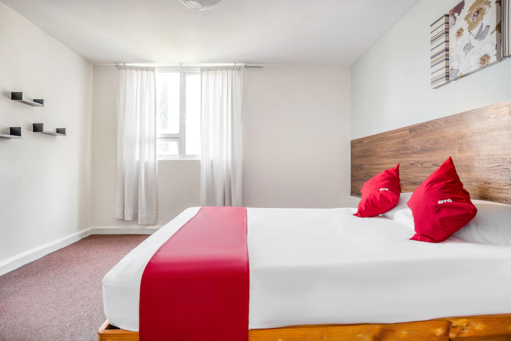 Hotel Suites Puebla by OYO Rooms
