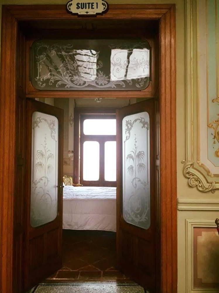 Leonora Hostal - Hostel