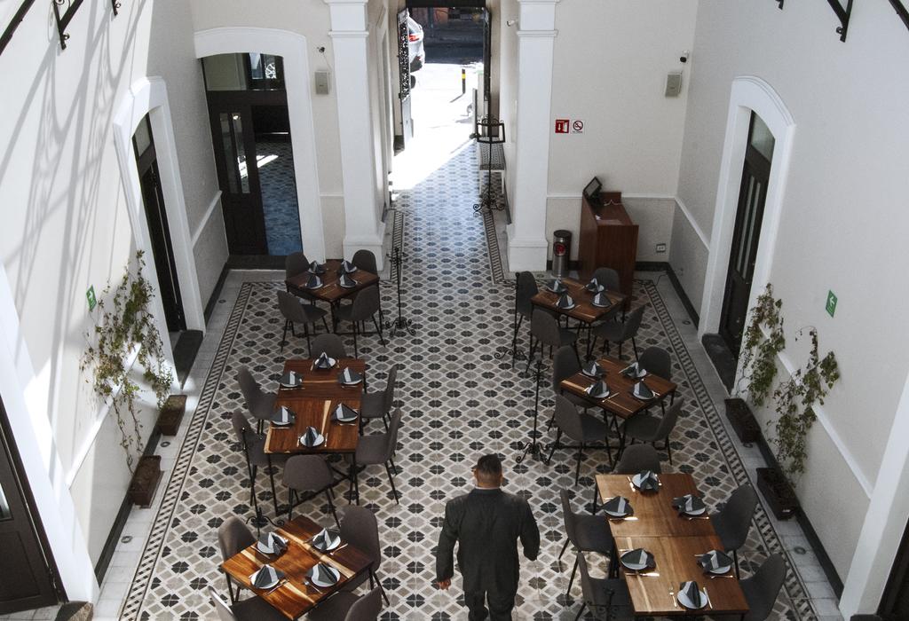 Hotel Business Real 500