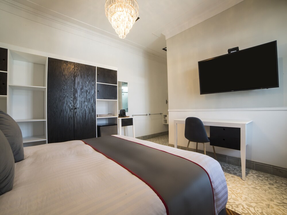 Hotel Business Real 500
