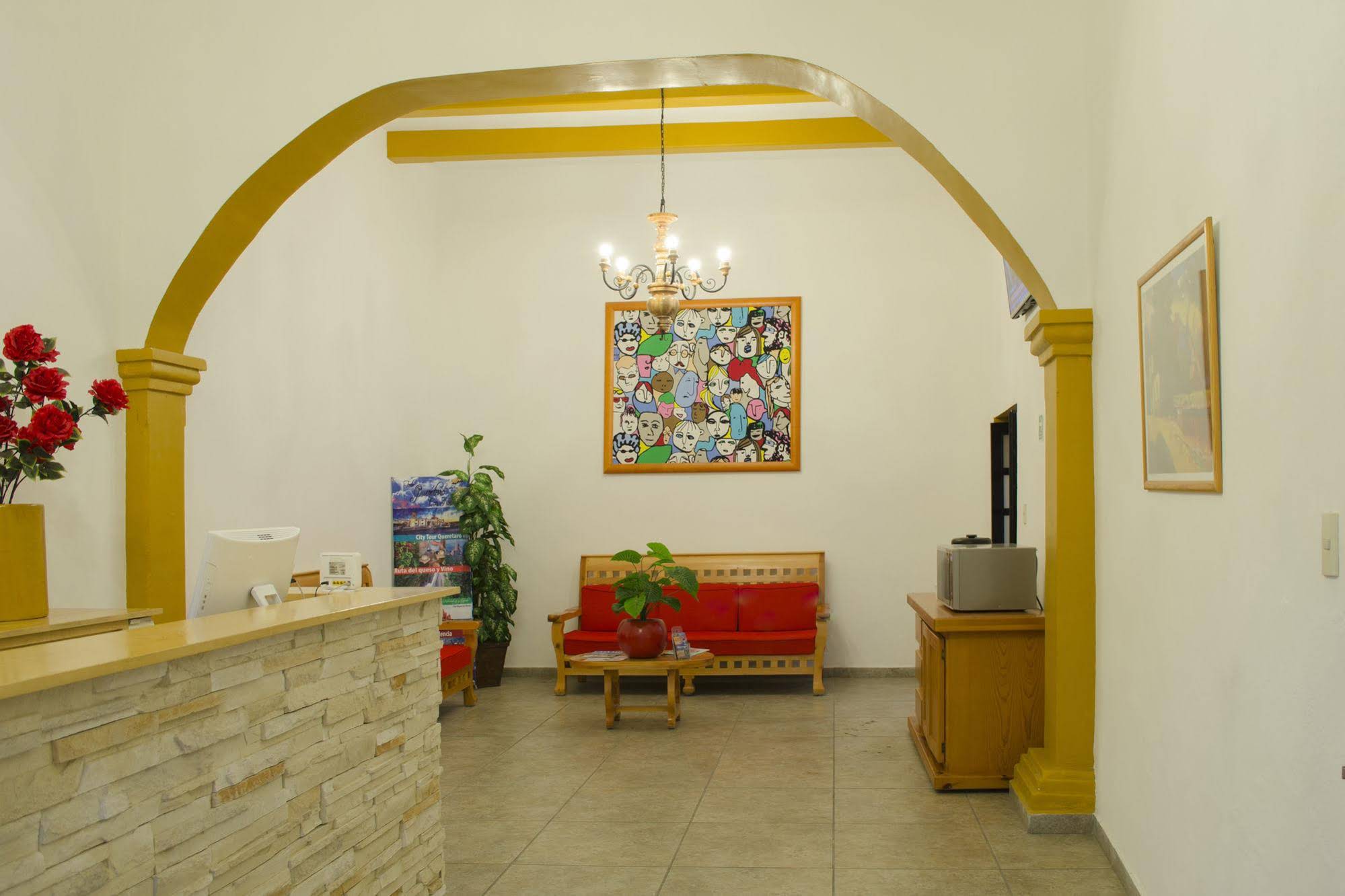 Cinco De Mayo Hotel
