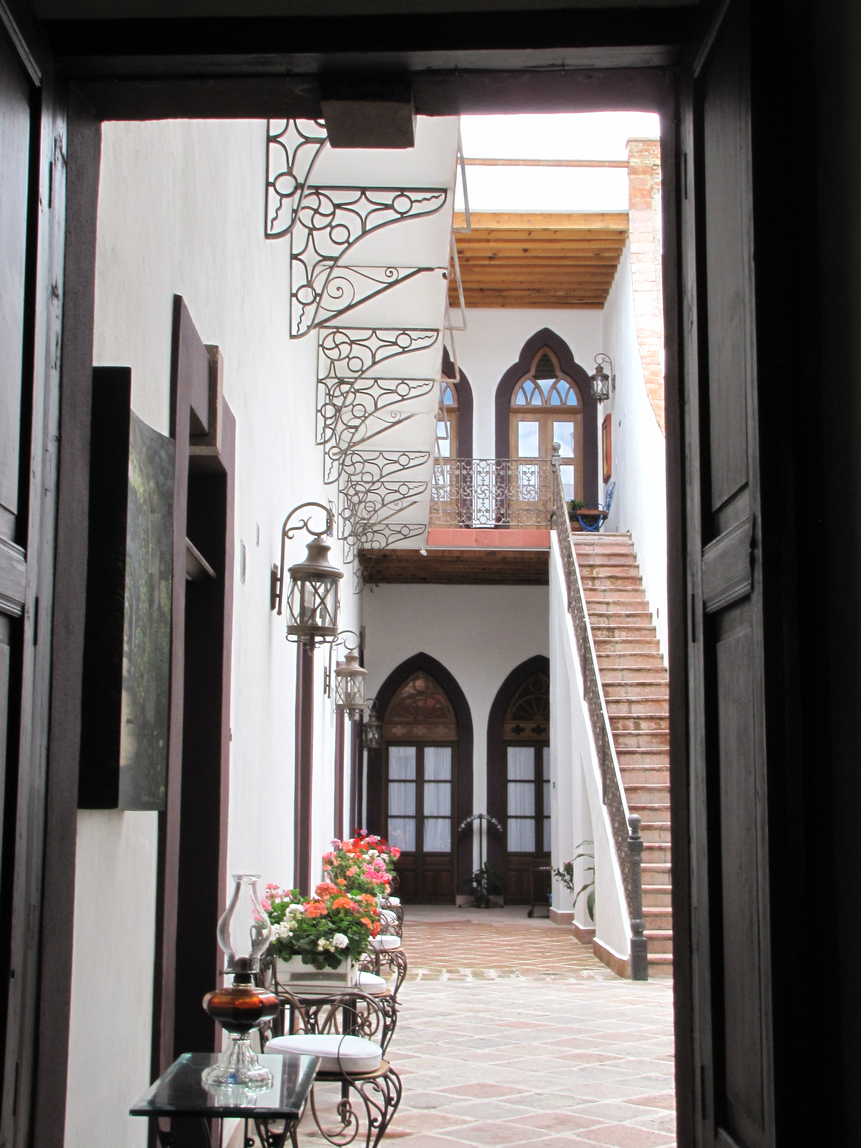 El Serafin Boutique