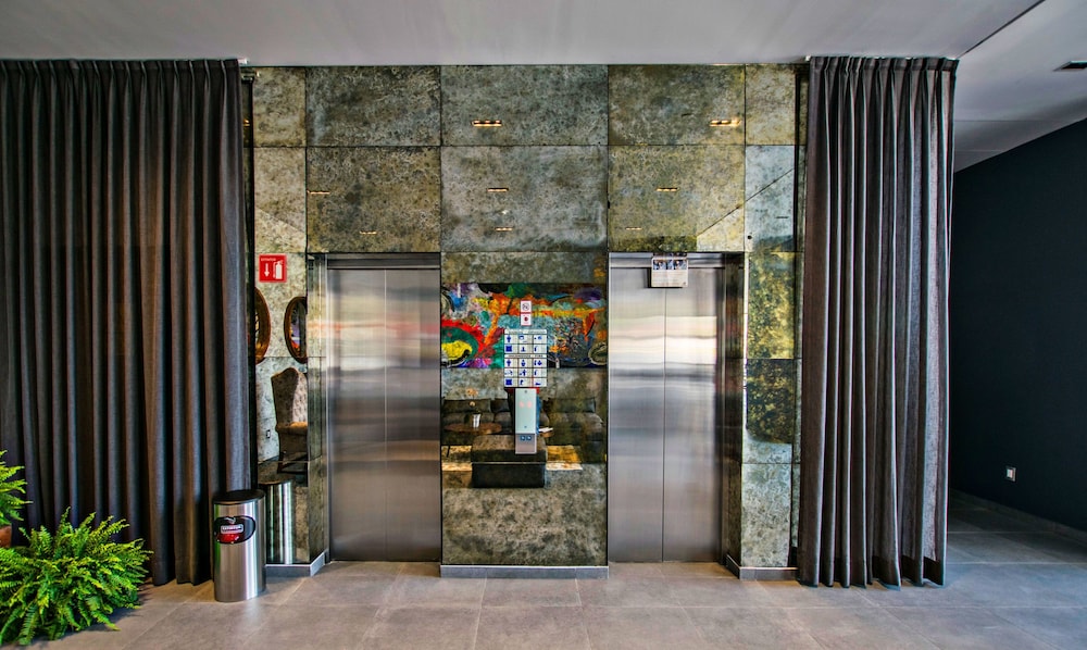 Hotel Bedford