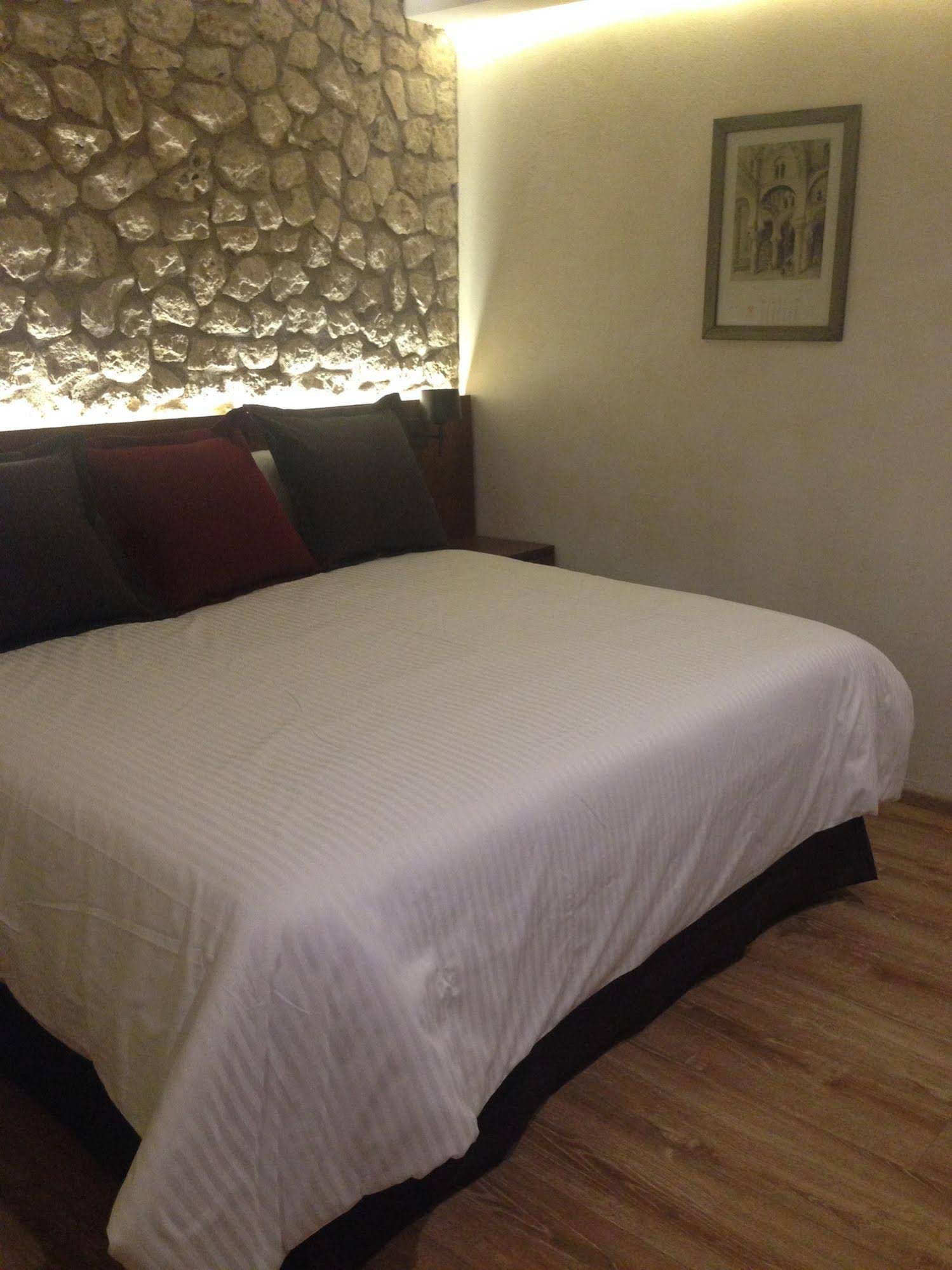 Hotel Madero