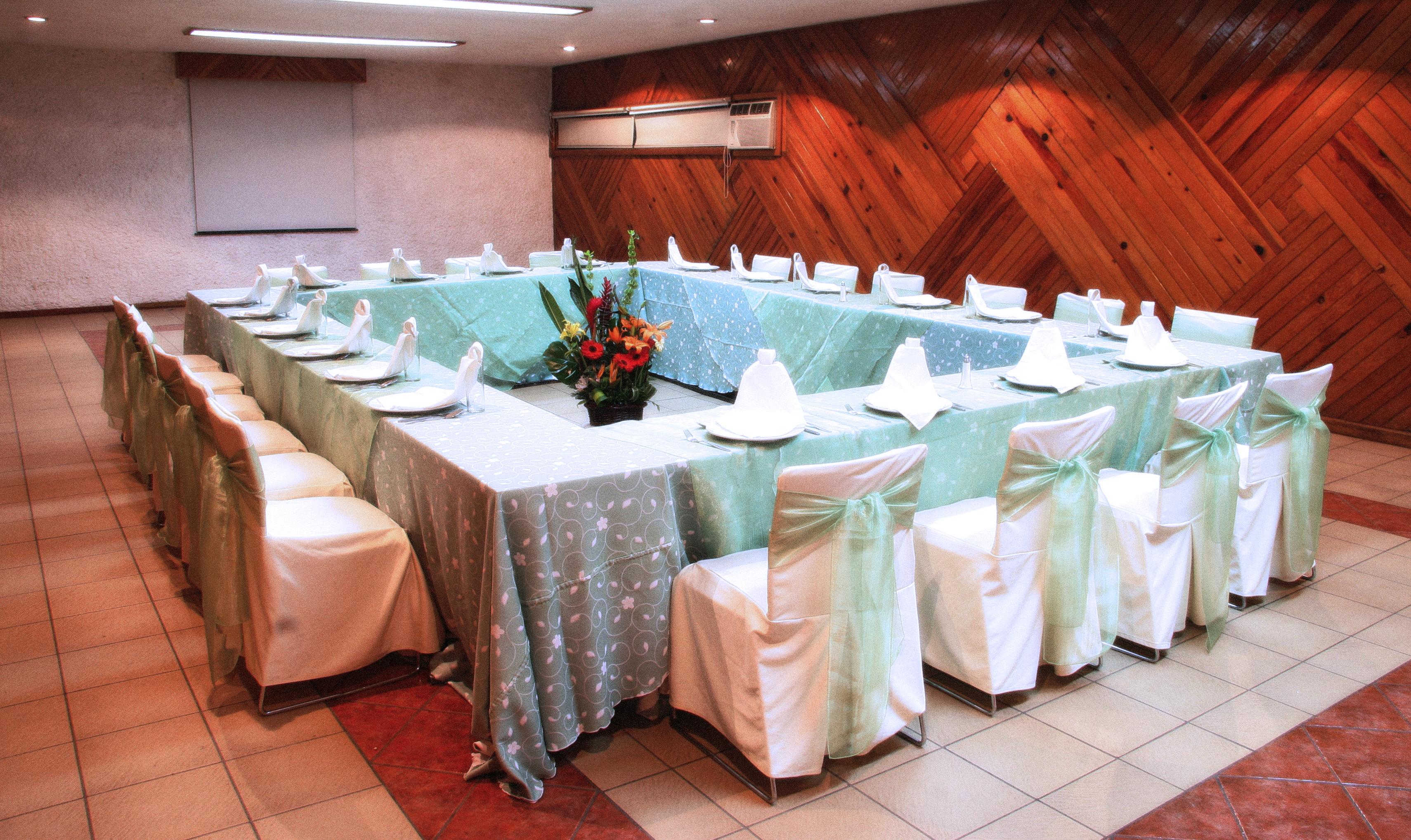 Hotel Real D Minas