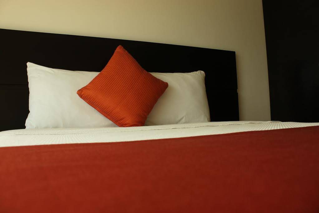 La Reserva Suites