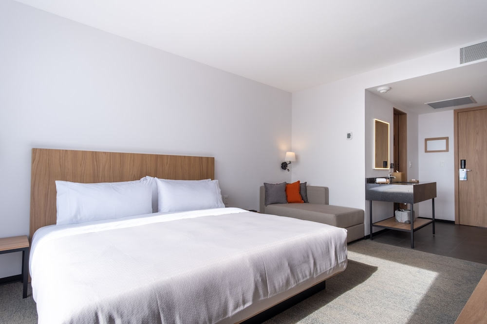 Stadia Suites Queretaro