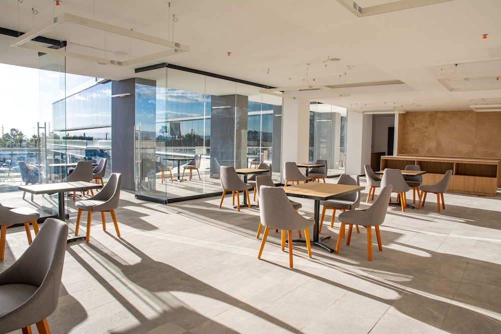 Stadia Suites Queretaro