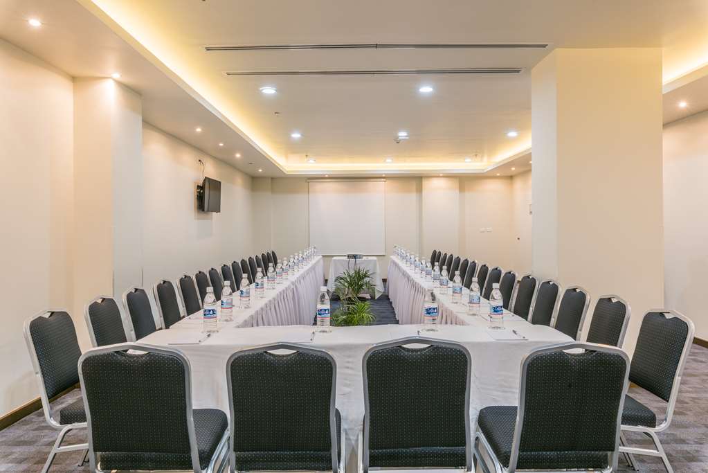 Hampton Inn & Suites by Hilton Salamanca