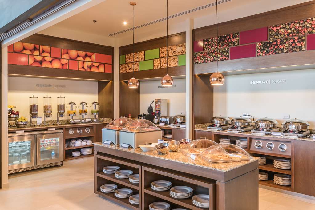 Hampton Inn & Suites by Hilton Salamanca