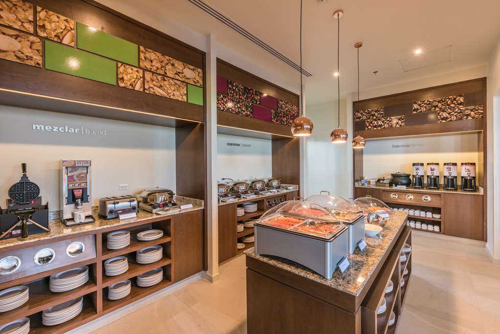 Hampton Inn & Suites by Hilton Salamanca